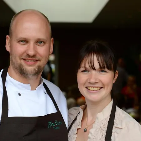 And Restaurant Fru Larsen