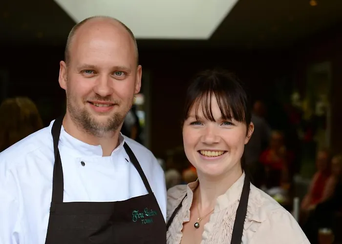 And Restaurant Fru Larsen